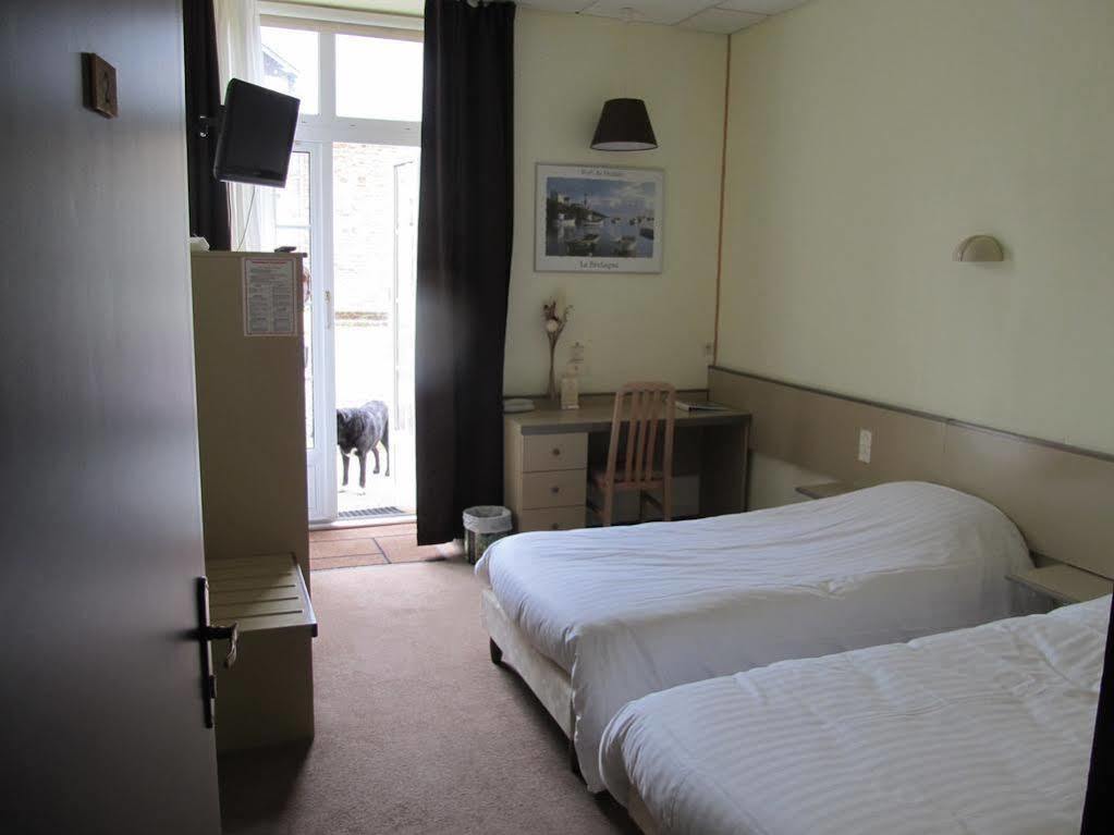 Hotel La Quebecoise Dinan Ngoại thất bức ảnh