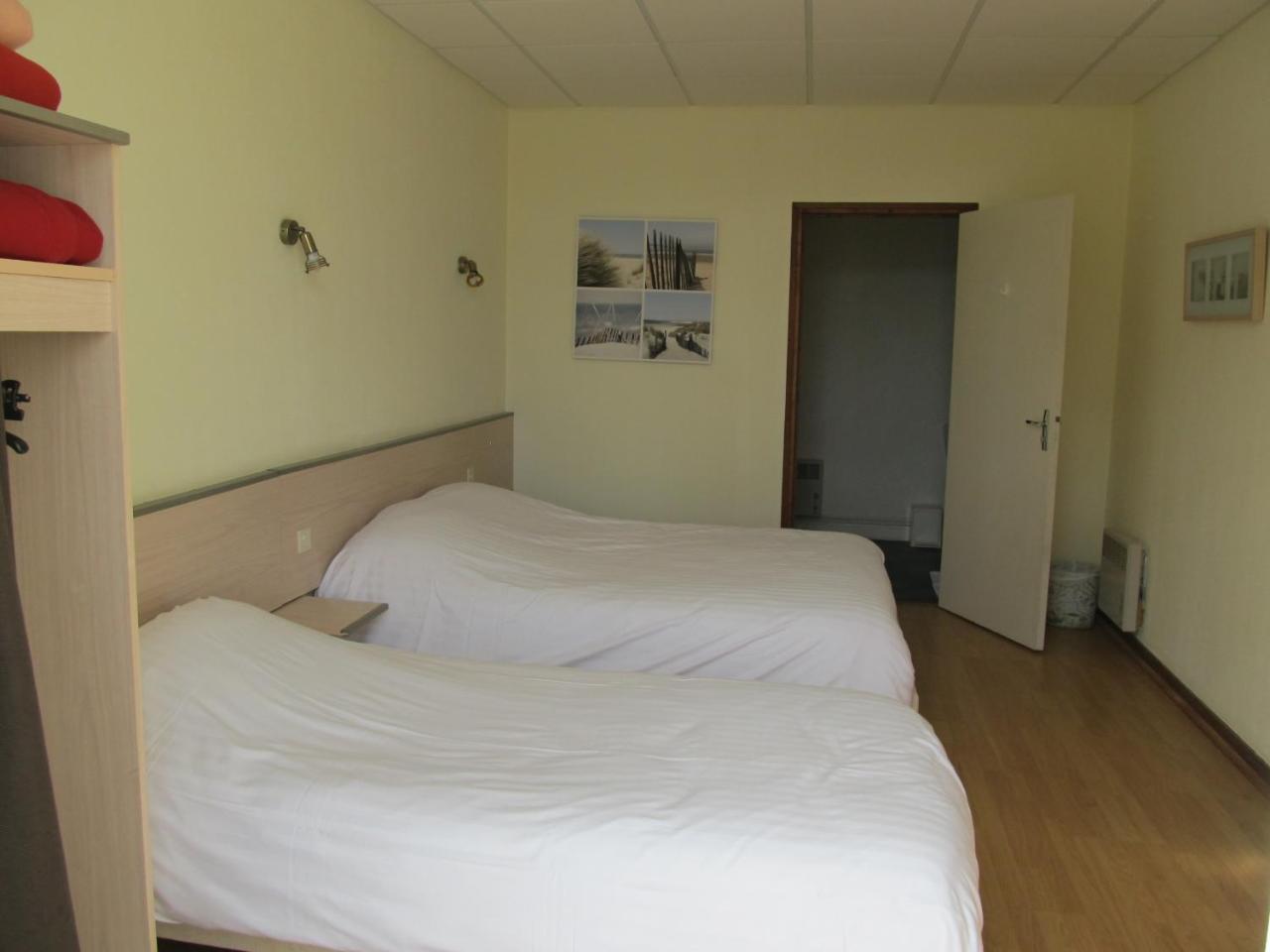 Hotel La Quebecoise Dinan Ngoại thất bức ảnh