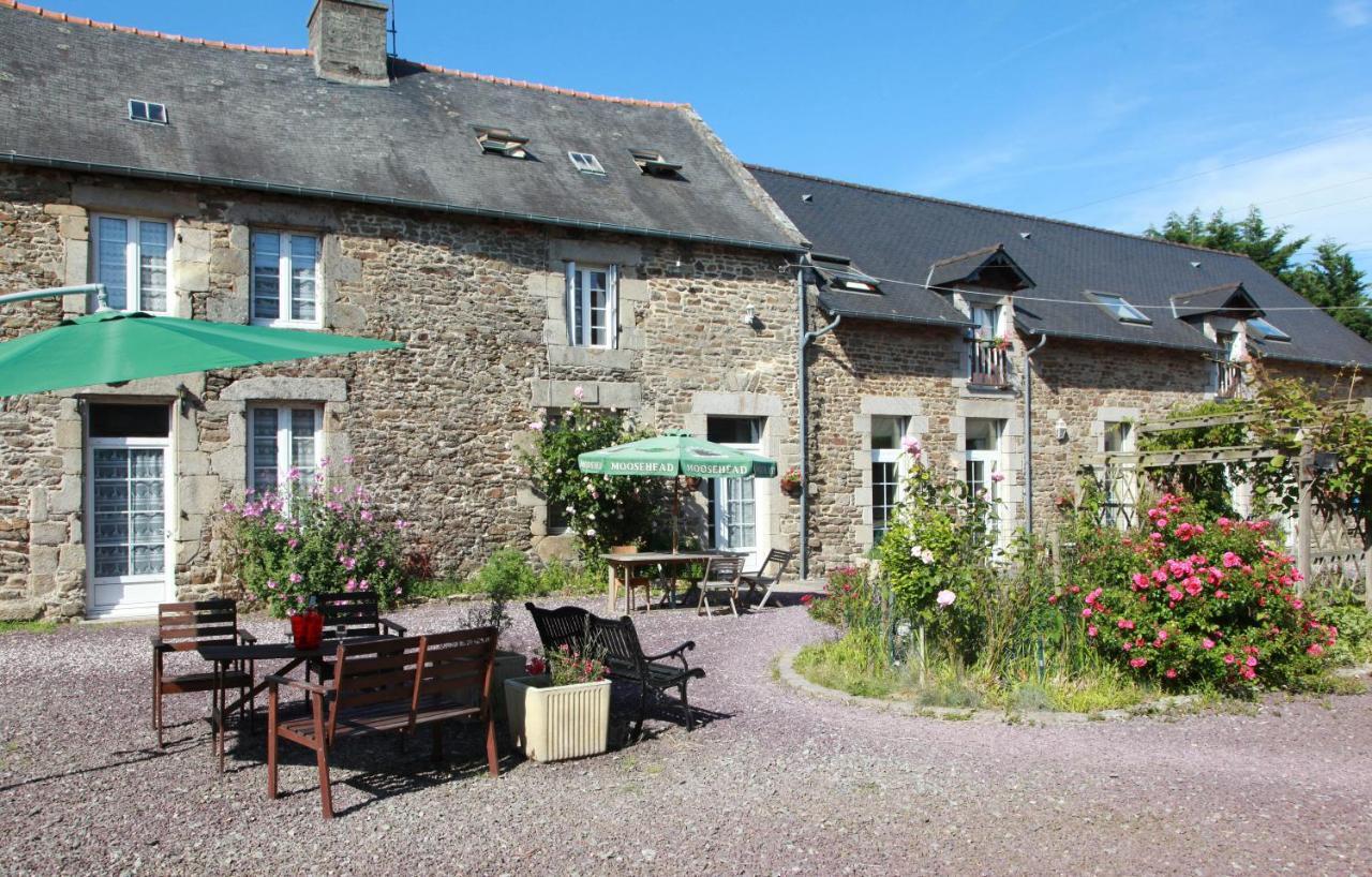 Hotel La Quebecoise Dinan Ngoại thất bức ảnh